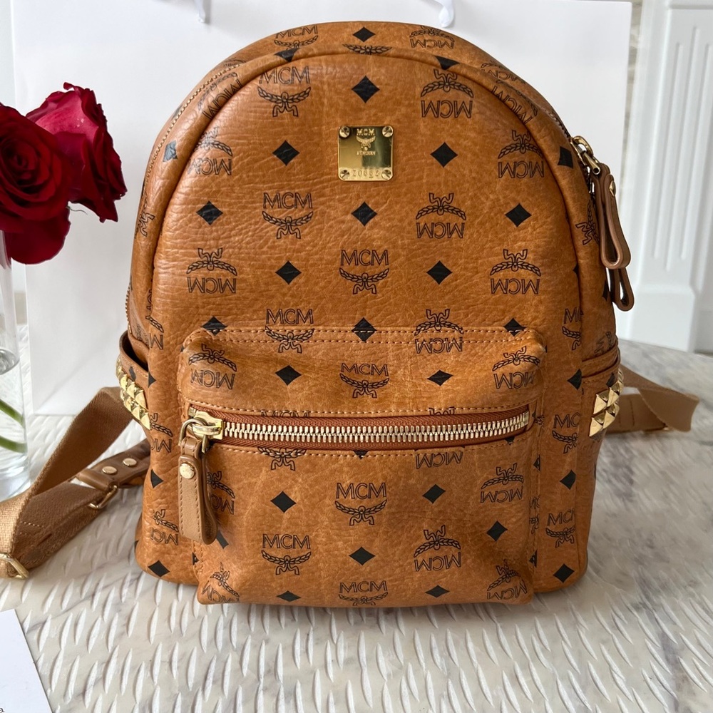MCM STARK STUD EMBELLISHED BACKPACK (AUTHENTIC)